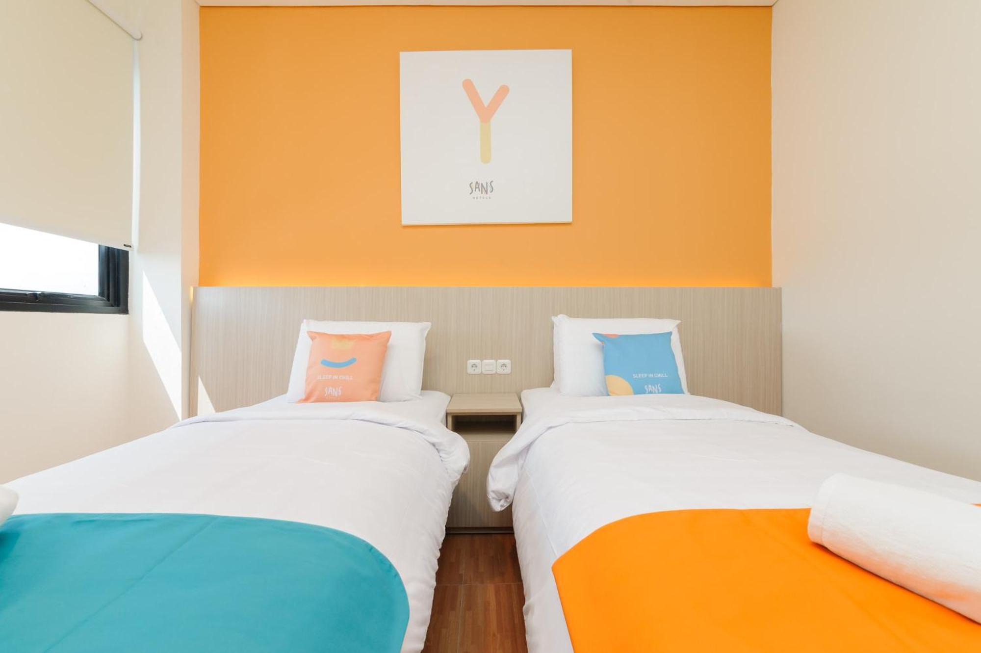 Sans Hotel Tajur Bogor Bantarkamang Экстерьер фото